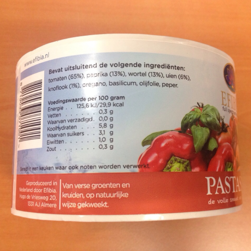 Eine Rolle Etiketten für ein Lebensmittelprodukt.